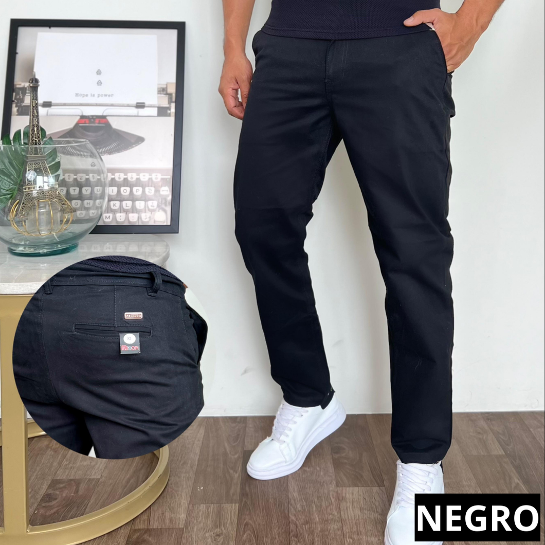Pantalón clásico en dril
